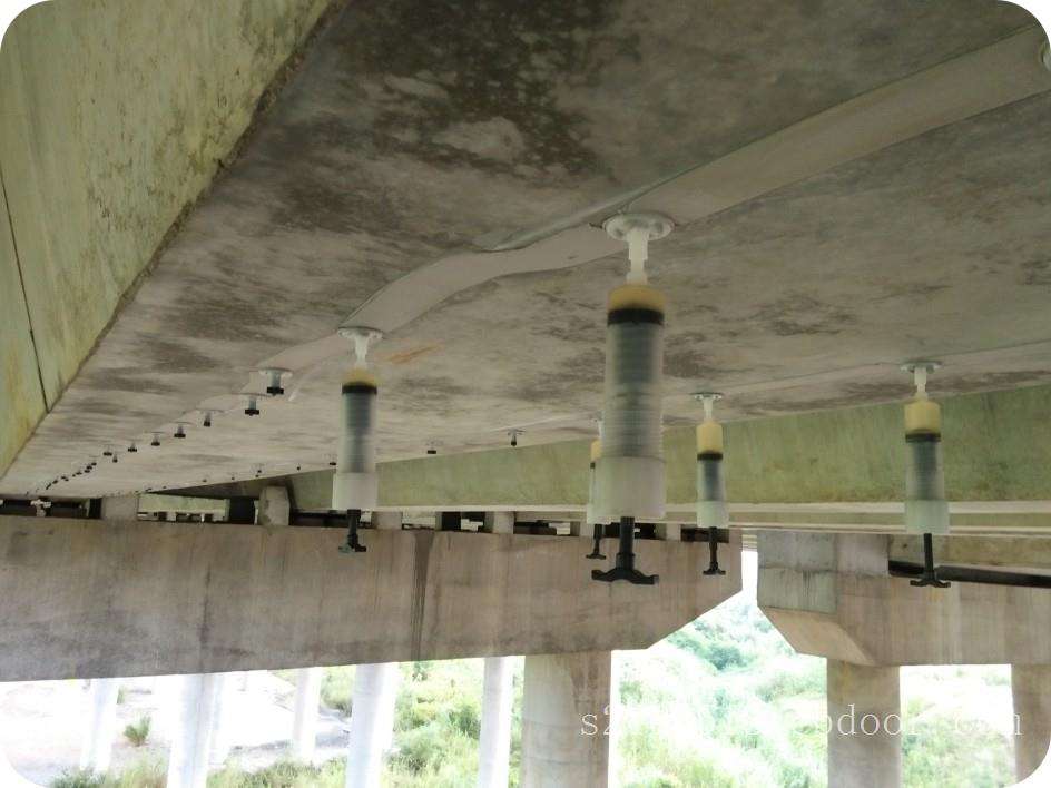 混凝土裂縫修復加固技術探討